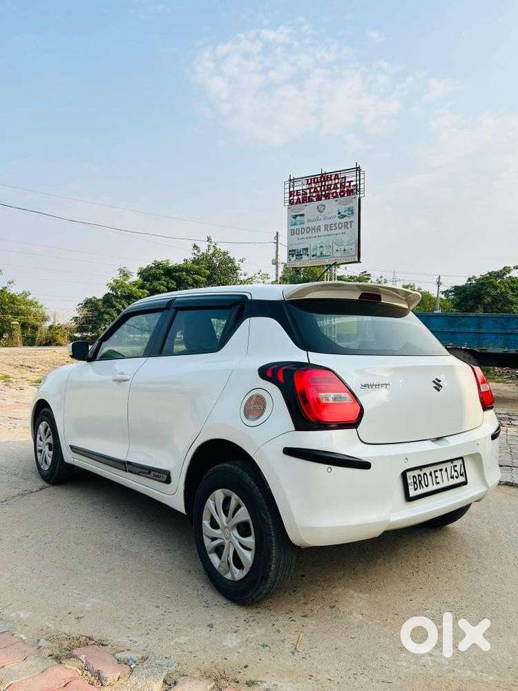 Maruti Suzuki Swift Vxi + Manual, 2020, Petrol