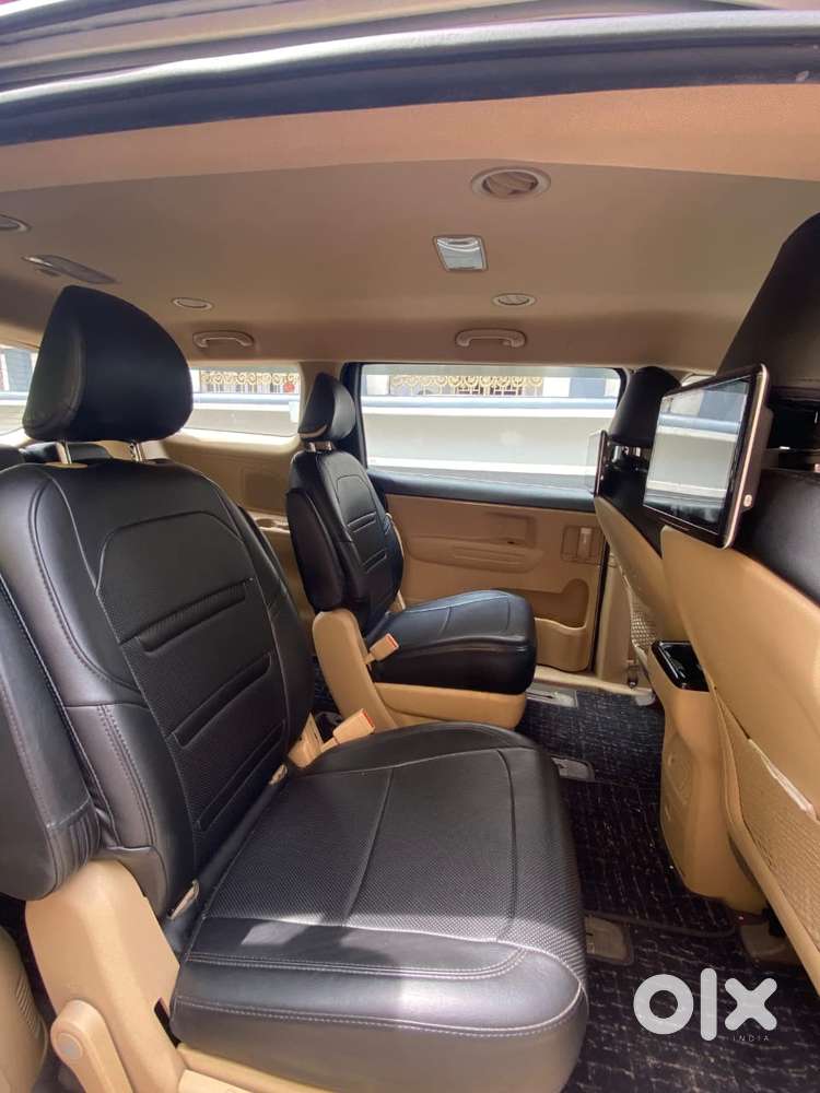 Kia Carnival Premium, 2021, Diesel