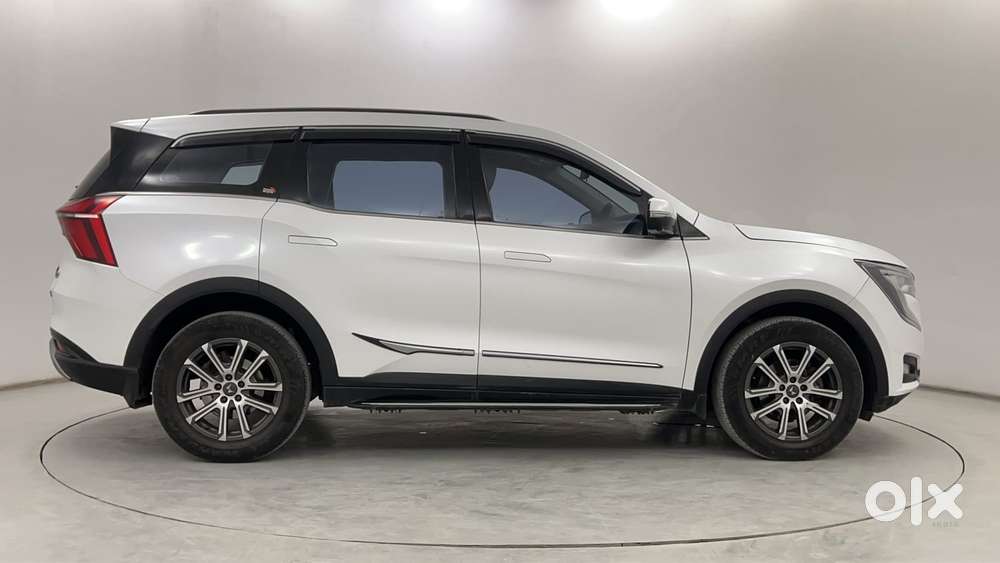 Mahindra Xuv700 2.2 Ax 7 Diesel At Luxury Pack Str, 2023, Diesel