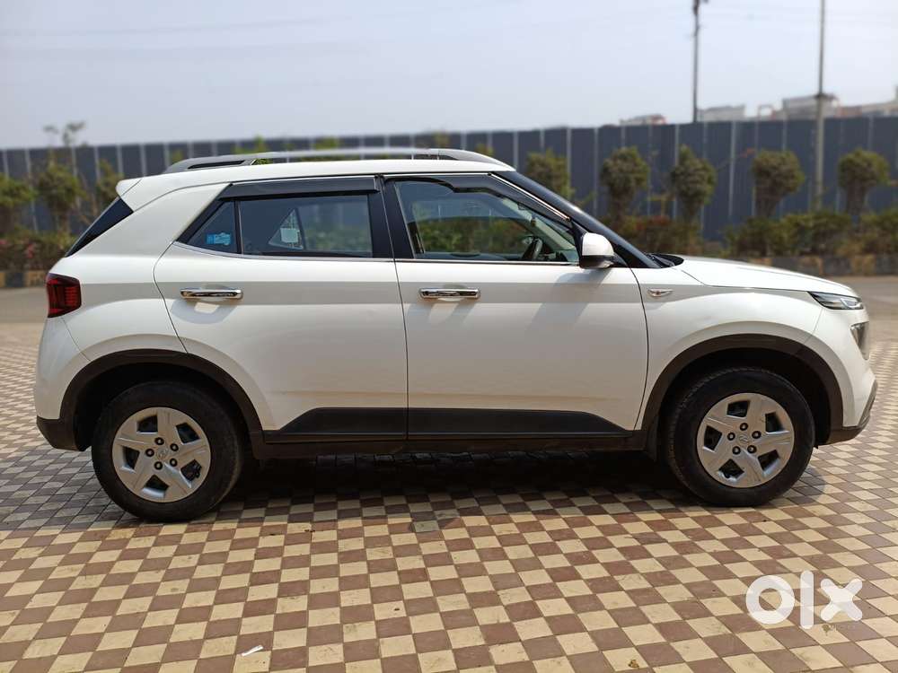 Hyundai Venue S 1.2 Petrol, 2020, Petrol