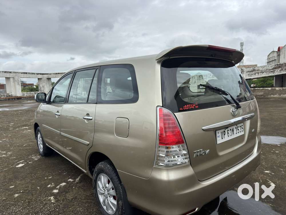 Toyota Innova 2.5 V 7 Str, 2011, Diesel