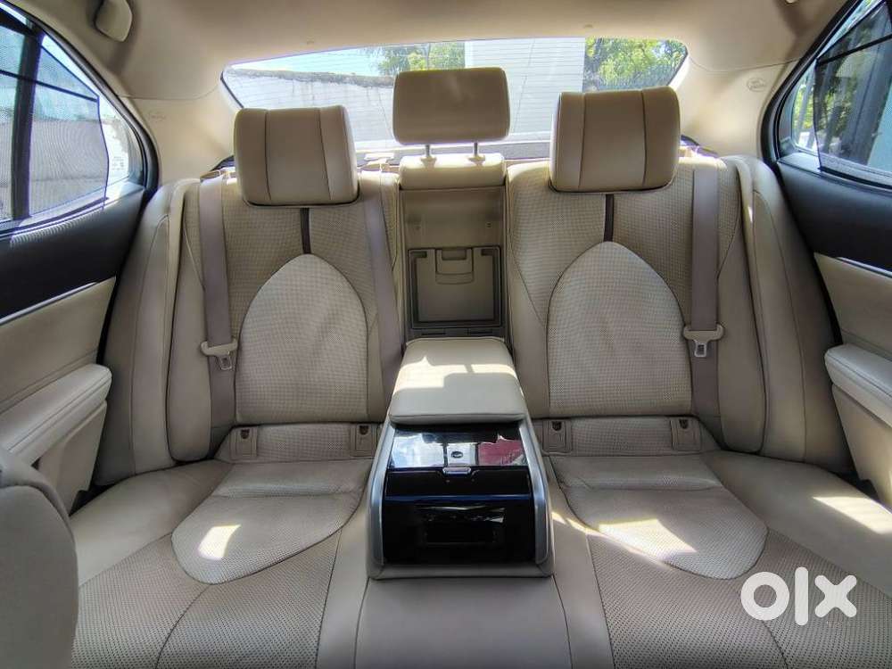 Toyota Camry 2.5l Automatic, 2024, Petrol