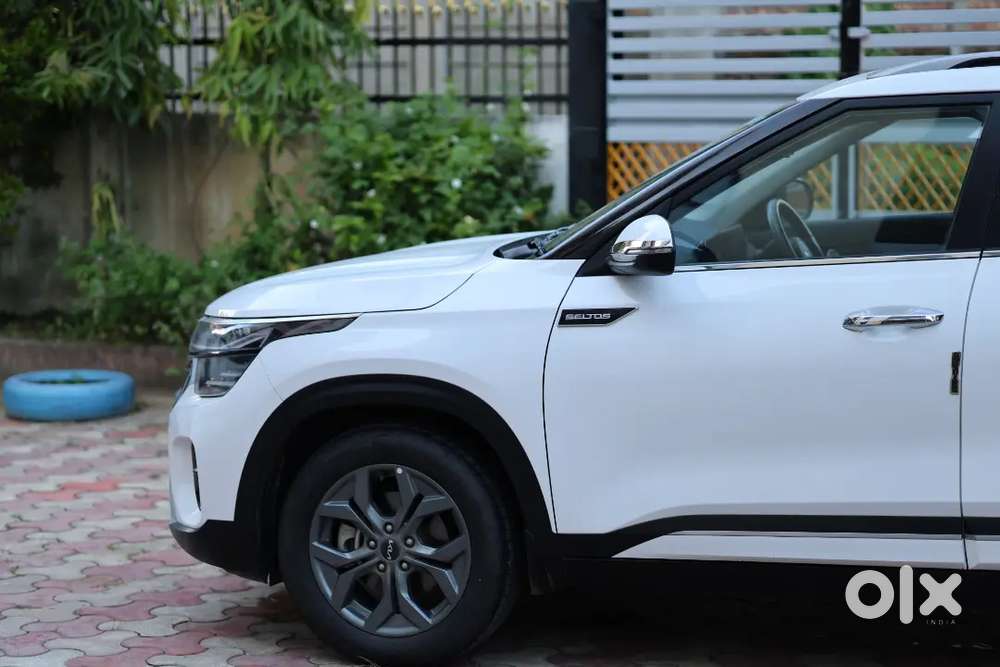 2024 Kia Seltos Htx 1.5 Petrol Mt  White  Like New  20,500 Km