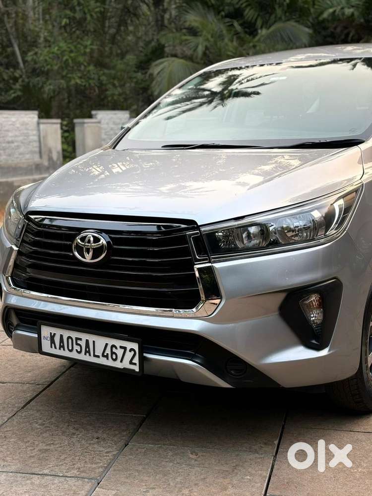 Toyota Innova Crysta 2.8 Gx At 8s, 2022, Diesel