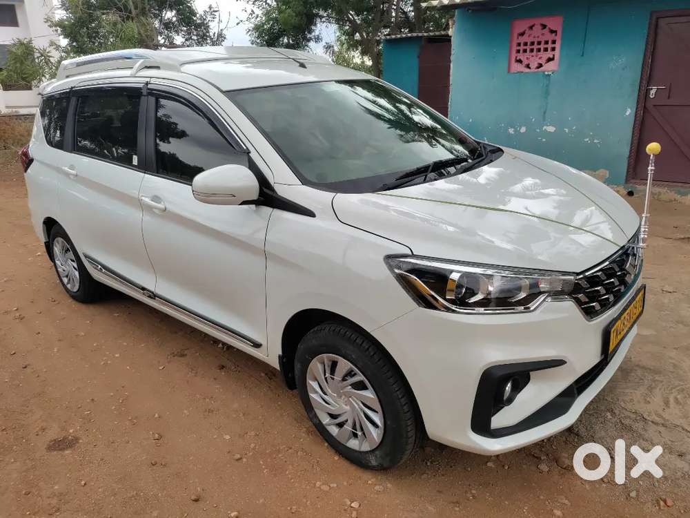 Maruti Suzuki Ertiga Vxi 2025