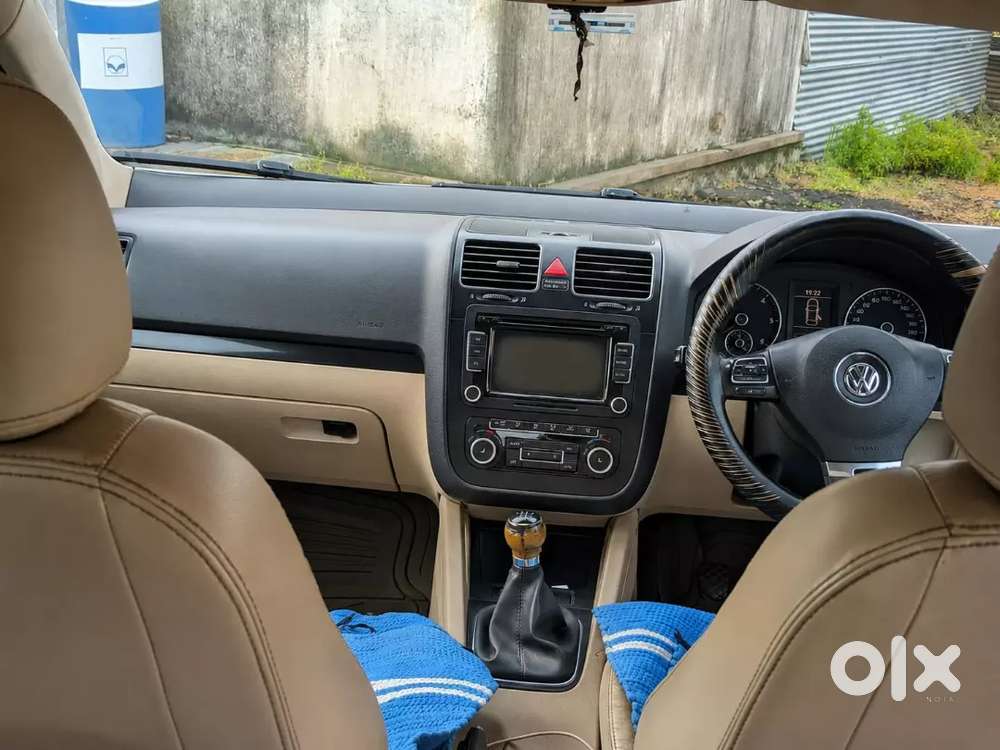 Volkswagen Jetta Diesel Manual 2010