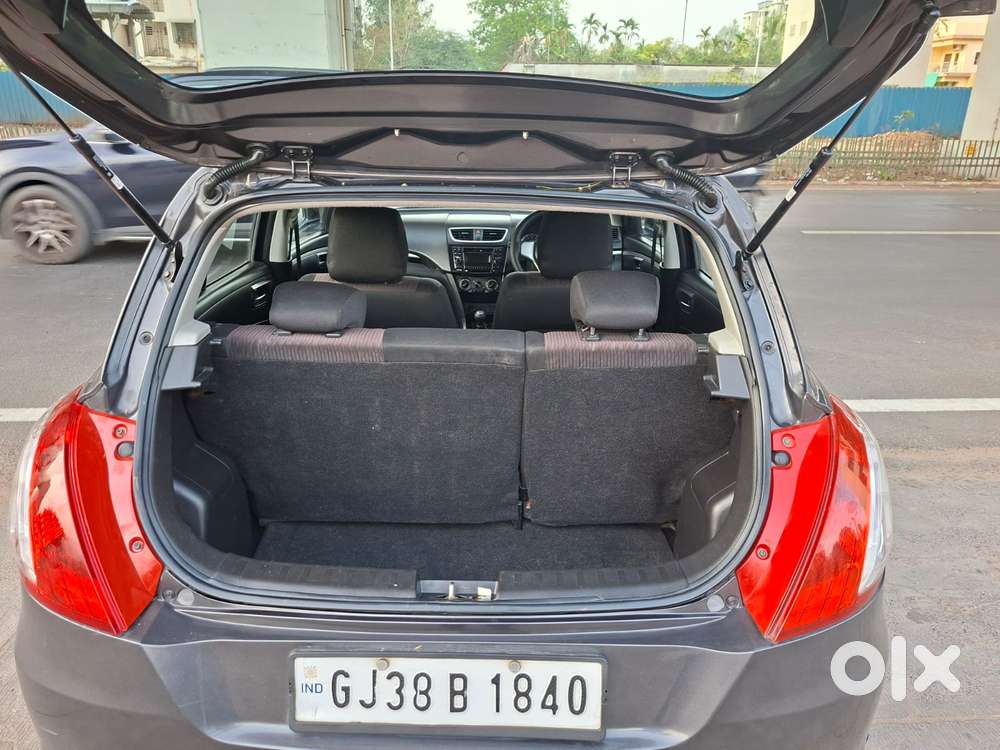 Maruti Suzuki Swift Vxi + Manual, 2017, Petrol