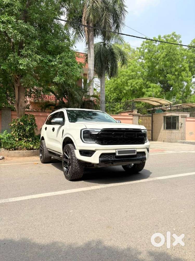 Ford Endeavour 2.2 Trend At 4x2, 2016, Diesel