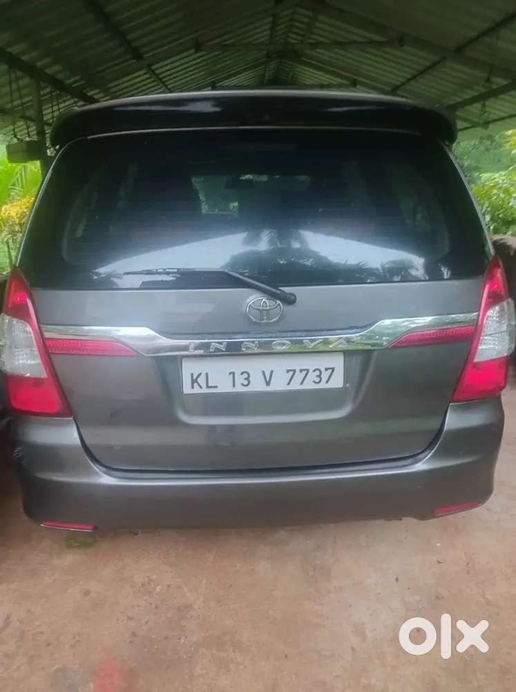 Toyota Innova 2011 Diesel 250000 Km Driven