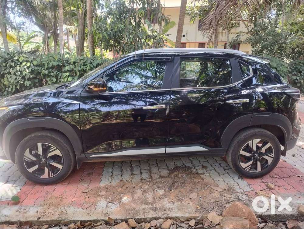 Nissan Magnite 2024 Petrol Well Maintained