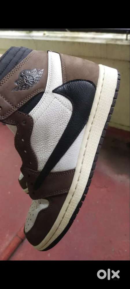 Nike Air Jordan 1 High OG x Travis Scott Mocha - UK 8.5 - Men in
