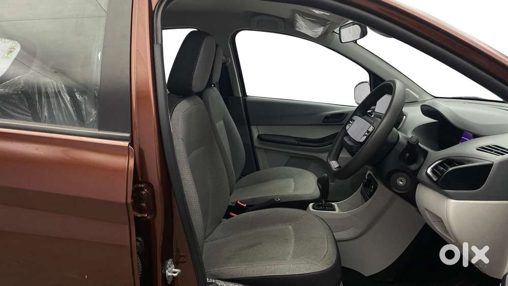 Tata Tiago 1.2 Revotron Xza, 2025, Petrol