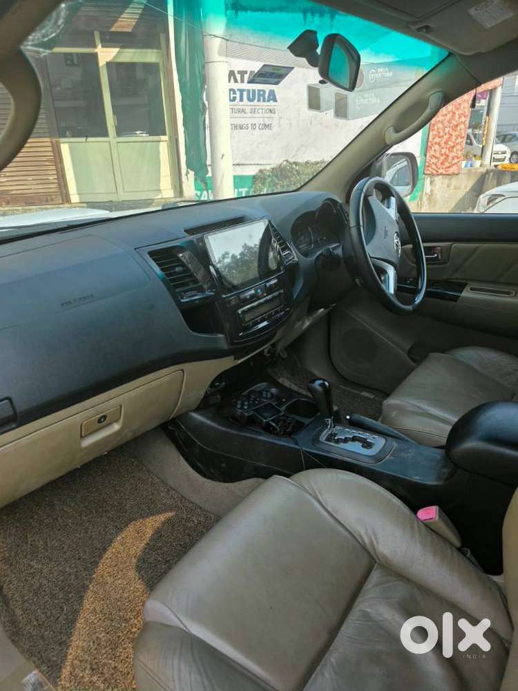 Toyota Fortuner 3.0 4x2 Automatic, 2016, Diesel