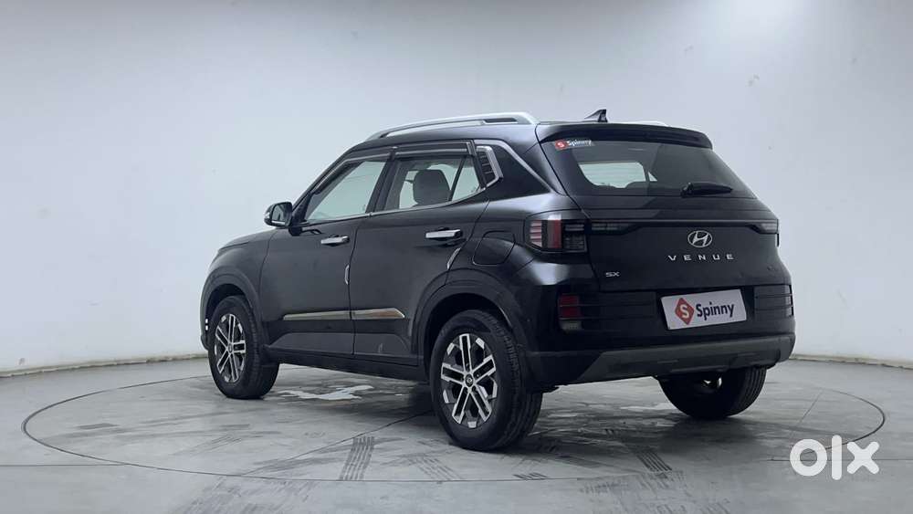 Hyundai Venue 1.0 Sx (o) Turbo Dct, 2023, Petrol