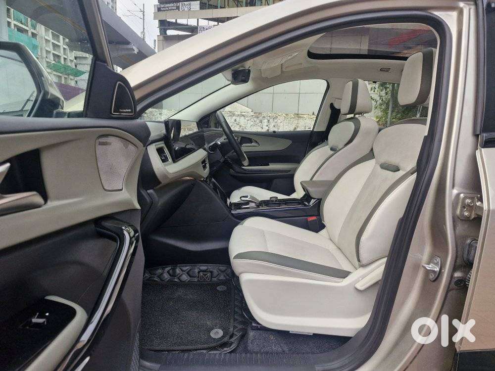 Mahindra Xev 9e Pack Three (top Model), 2025, Electric