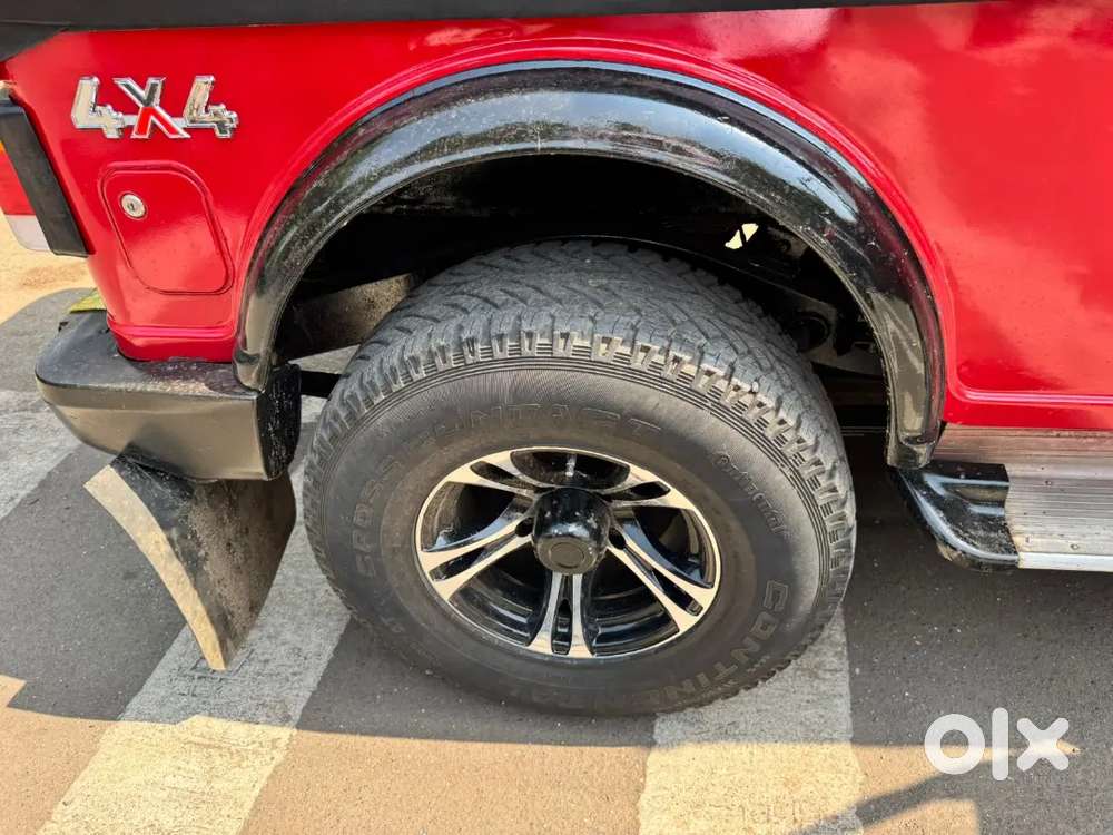 Mahindra Thar Roxx 2013