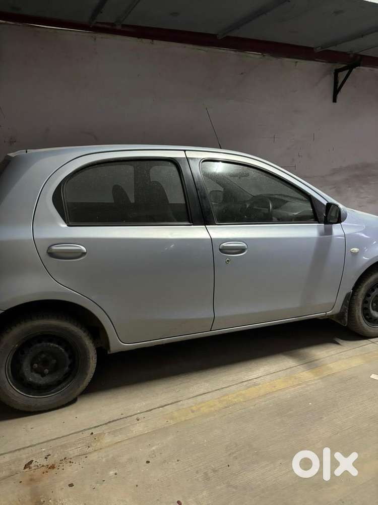 Toyota Etios 2011 Petrol Well Maintained