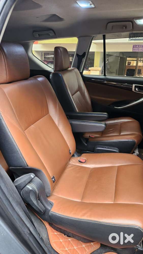 Toyota Innova Crysta 2.8 Zx At, 2016, Diesel