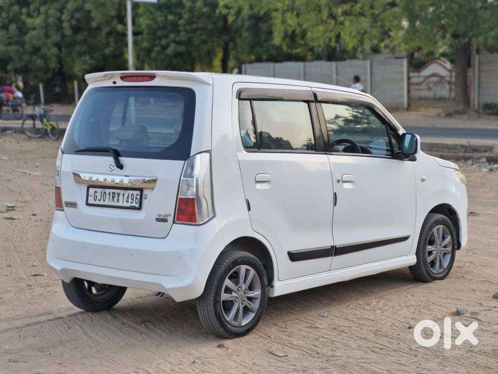 Maruti Suzuki Stingray Vxi Optional, 2017, Petrol
