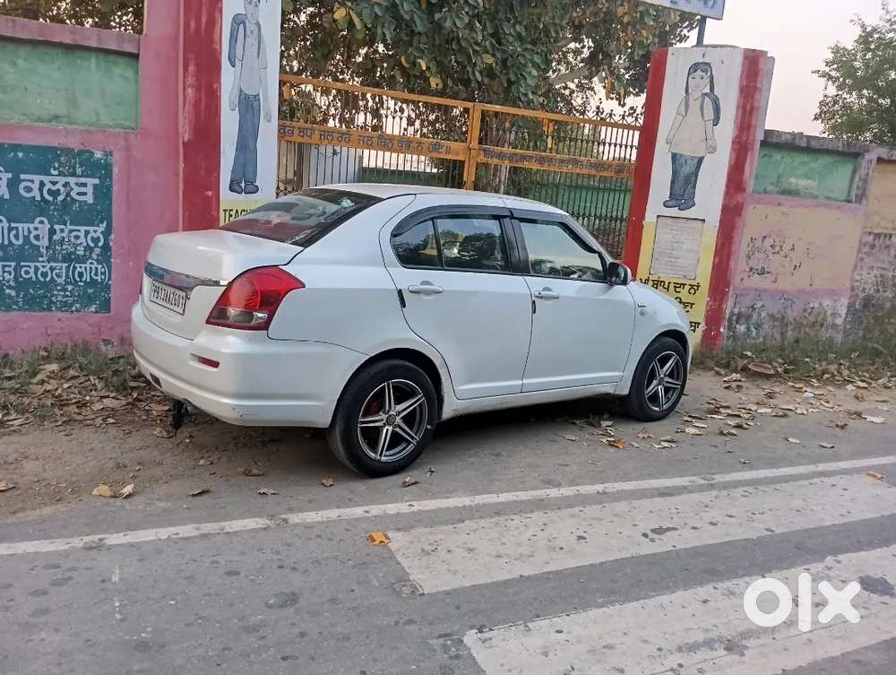Maruti Suzuki Dzire 2011 Diesel Manual