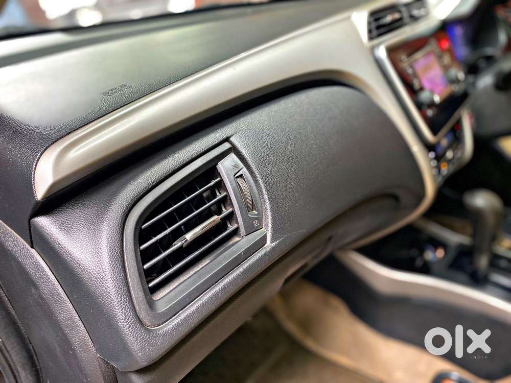 Honda City V At Sunroof I-vtec, 2016, Petrol