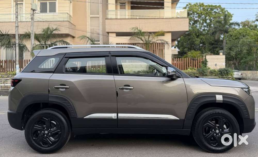 Maruti Suzuki Brezza 1.5 Zxi At Smart Hybrid, 2025, Petrol