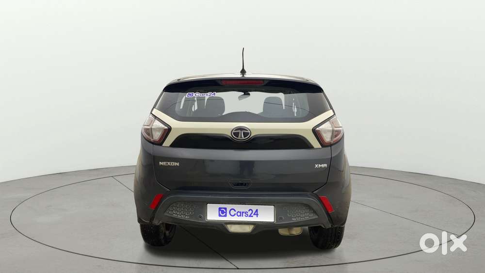 Tata Nexon 1.2 Revotron Xma, 2018, Petrol