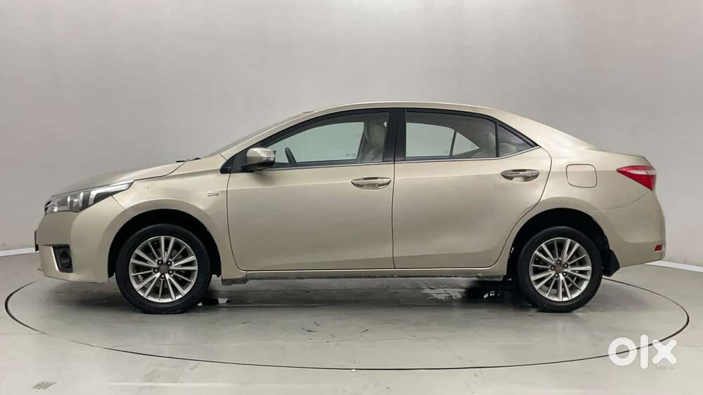 Toyota Corolla Altis 1.8 G, 2015, Petrol
