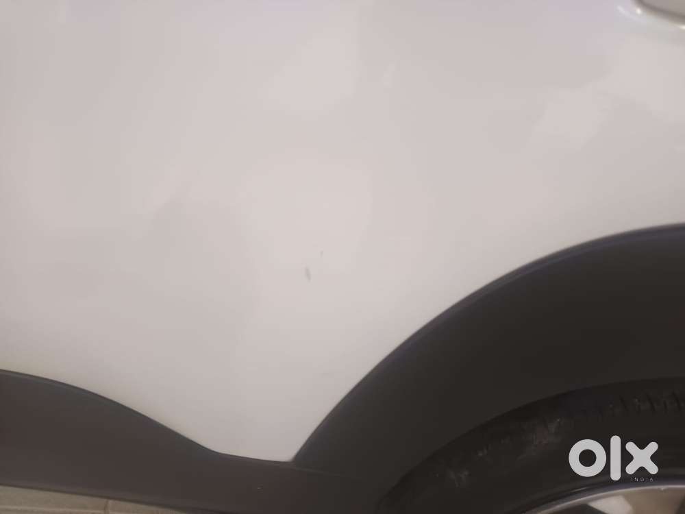 Maruti Suzuki Brezza 2023 Model Lxi 1.5l 5mt Bsvi -ph2