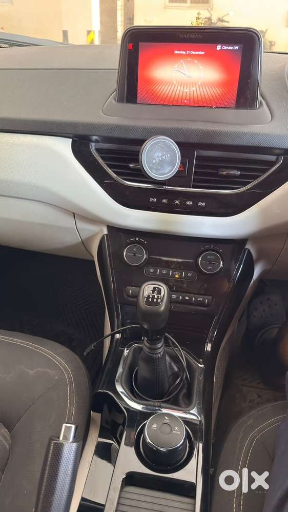 Tata Nexon Xz Plus Petrol 2022