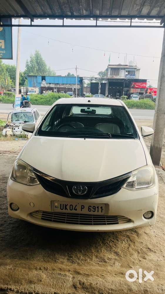 Toyota Etios Liva 2013