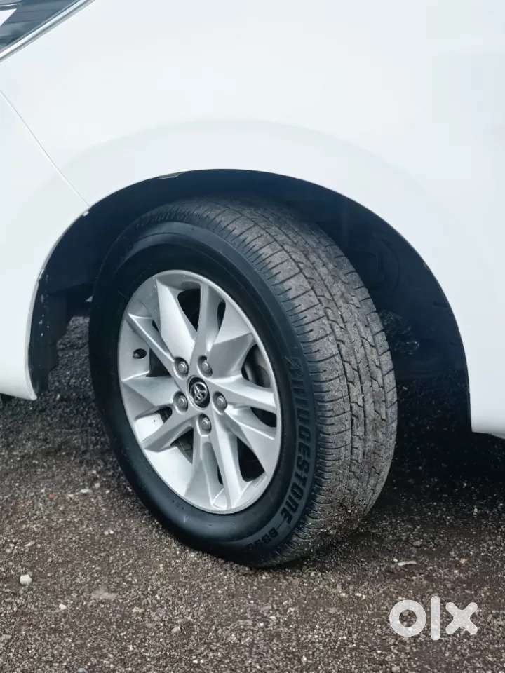Toyota Innova Crysta 2.4 V 7 Str, 2017, Diesel