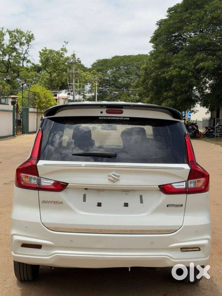 Maruti Suzuki Ertiga Zxi Plus Shvs, 2022, Petrol
