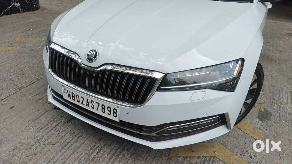 Skoda Superb 2.0 L&k Tsi At, 2022, Petrol