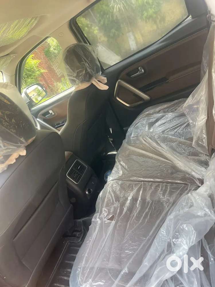 Mahindra Scorpio N 2023 Diesel 22300 Km Driven Upgraded To Z8 L