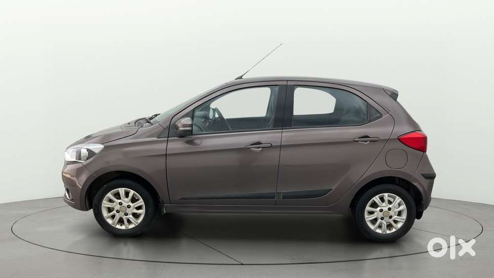 Tata Tiago 1.2 Revotron Xza, 2017, Petrol