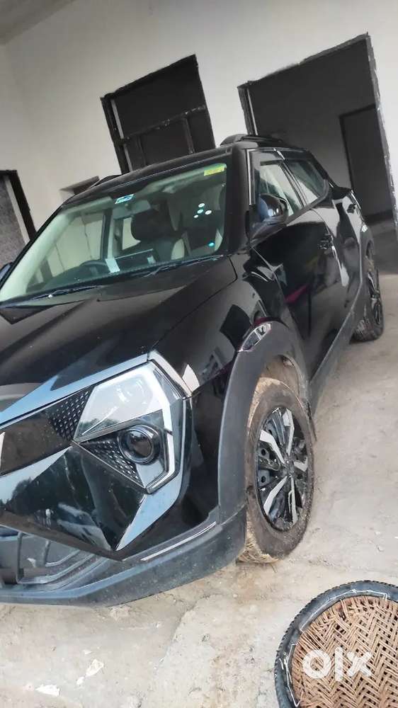 Mahindra Xuv 3xo 2015 Diesel Mt