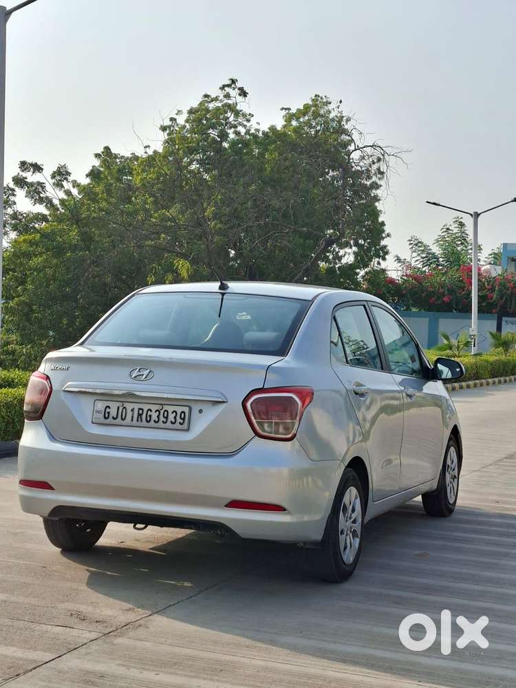Hyundai Xcent Base 1.2, 2014, Petrol