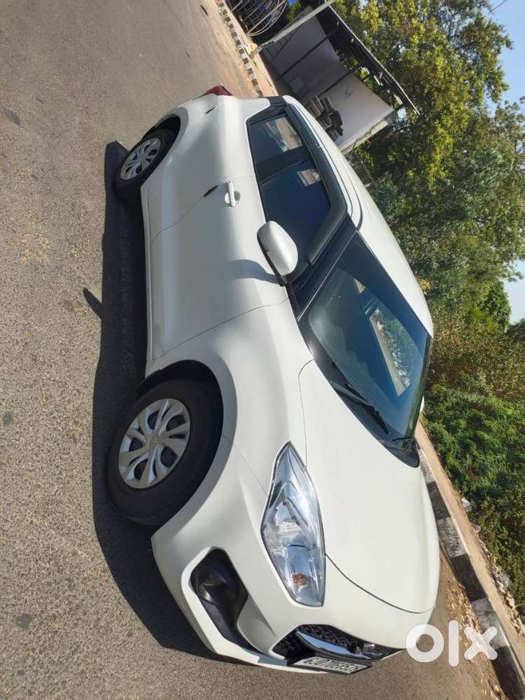 Maruti Suzuki Swift 1.2 Vxi (o), 2022, Petrol