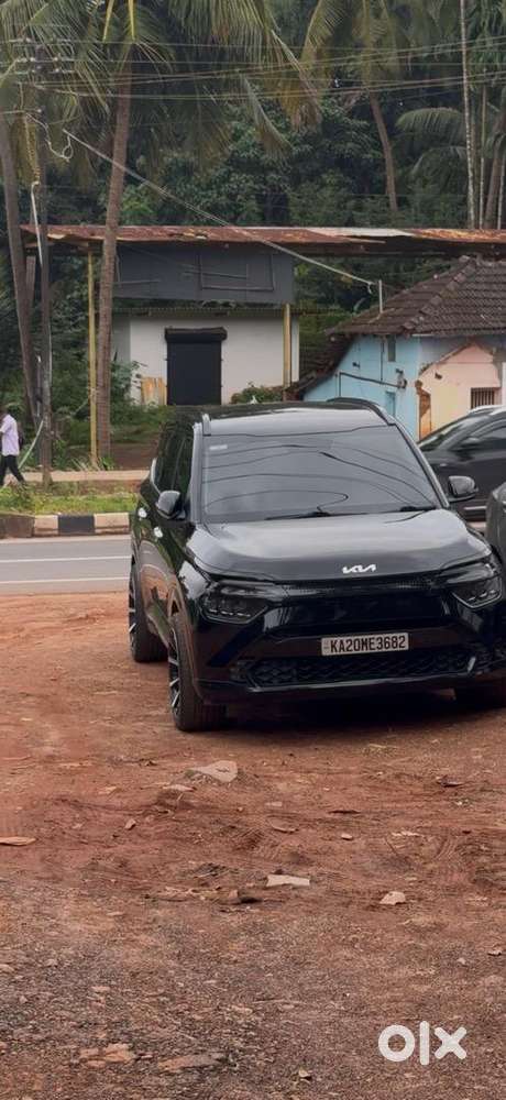 Kia Carens 2023 Diesel Well Maintained