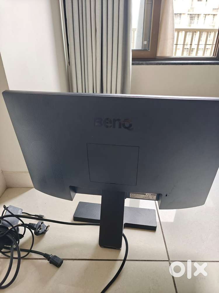 Benq 2490 - 1 year old only
