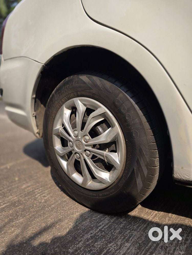 Maruti Suzuki Swift Dzire Vdi Optional, 2010, Diesel