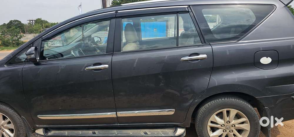 Toyota Innova Crysta 2.4 G Mt, 2019, Diesel
