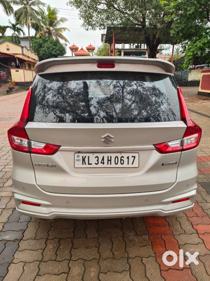 Maruti Suzuki Ertiga Vxi Shvs At, 2022, Petrol