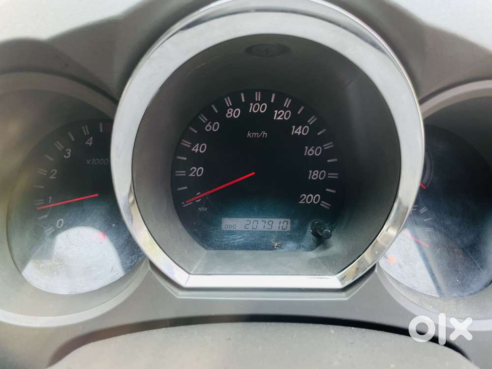 Toyota Fortuner 3.0 4x4 Manual, 2011, Diesel