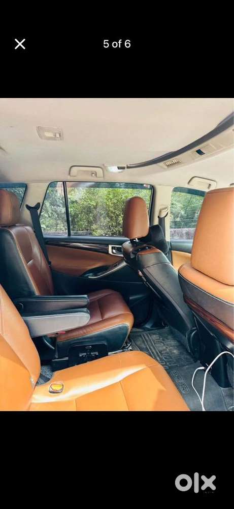Toyota Innova Crysta 2016 Diesel Well Maintained