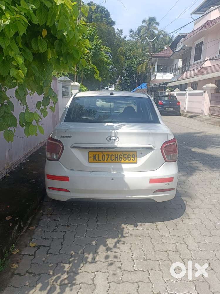 Hyundai Xcent Diesel 2016 Km Driven