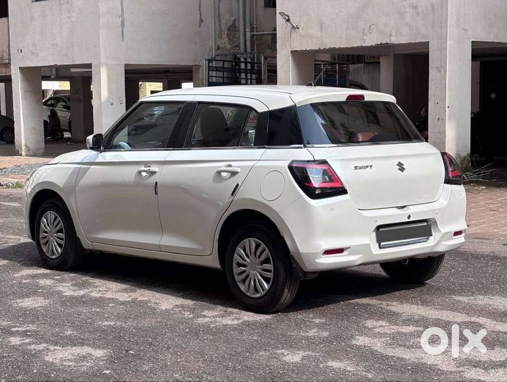 Maruti Suzuki Swift 1.2 Vxi (o), 2024, Petrol