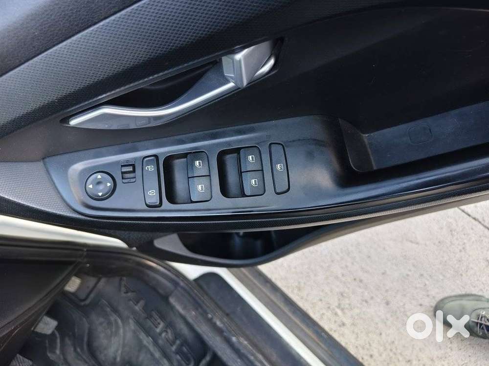 Hyundai Creta 1.5 S Plus Knight Petrol, 2023, Petrol