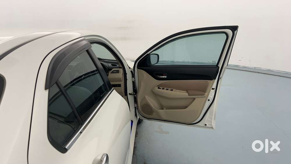 Maruti Suzuki Dzire Vxi Ags, 2022, Petrol